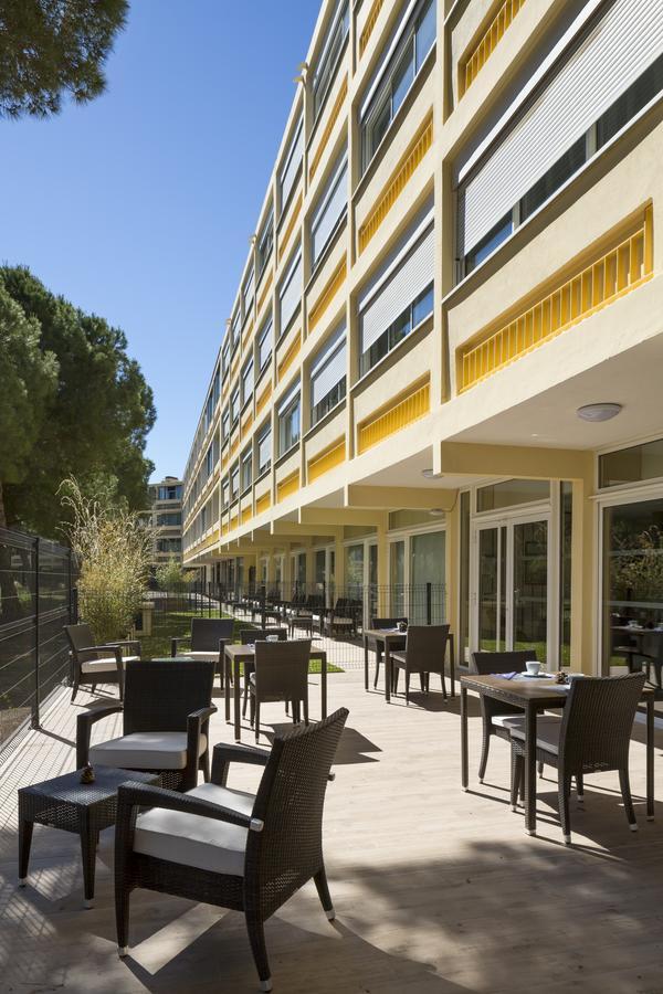 Opéralia Hôtel les Pins Balaruc-les-Bains Exterior foto